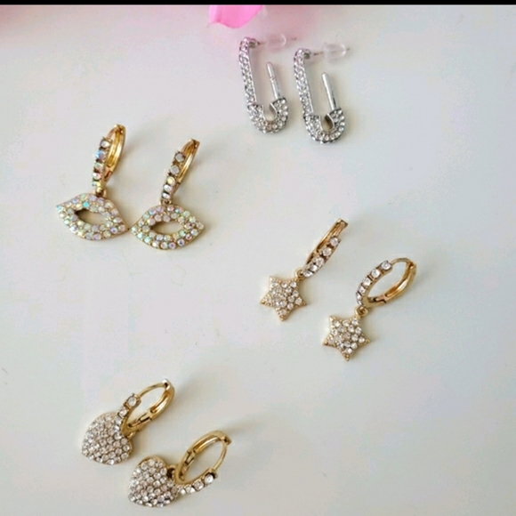 Rhinestone earrings bundle 🌟 - Picture 2 of 2